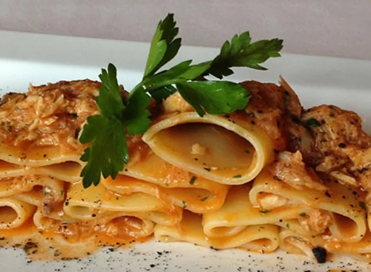 Paccheri al ragù di cernia