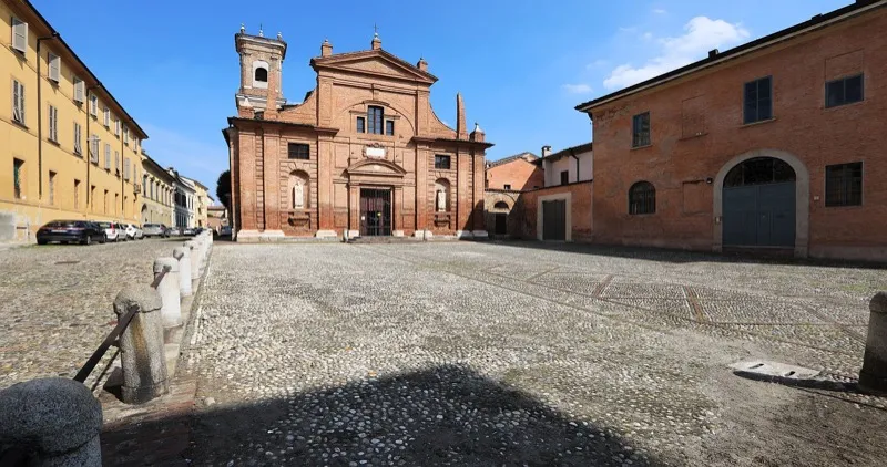 Chiesa di Sant'Omobono, patrono di Cremona